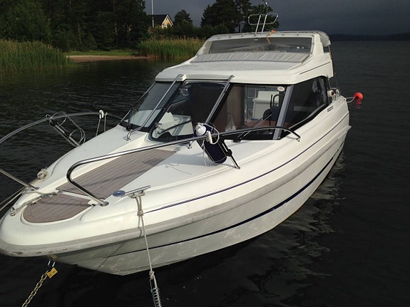 MV Marin 6600 fc - Suzuki 150hk 2007 4 of 12