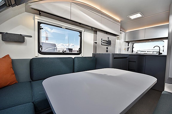 Adria 391 LH Action Sport, Långbäddar 9 of 26