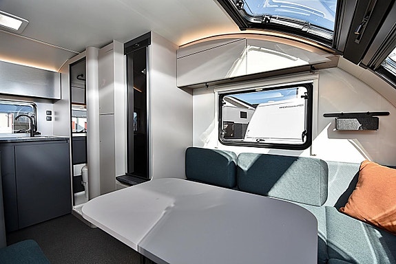 Adria 391 LH Action Sport, Långbäddar 12 of 26