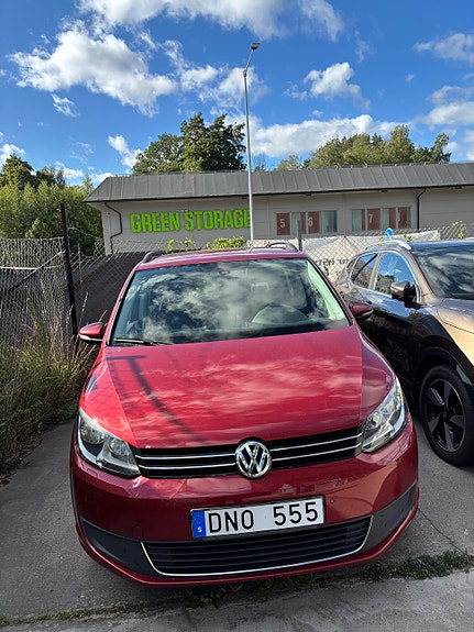 Volkswagen Touran 5 of 5