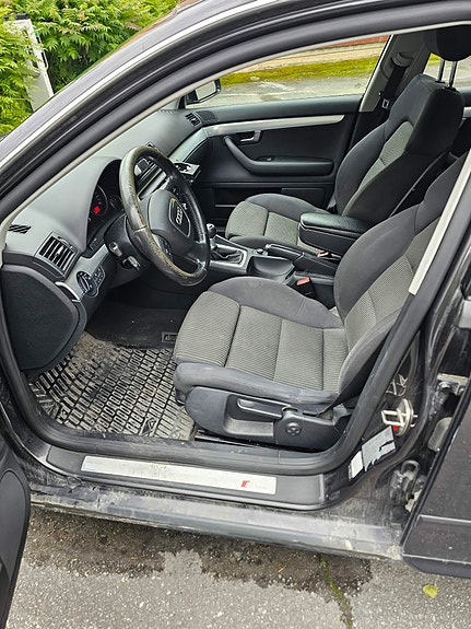 Audi A4 6 of 6