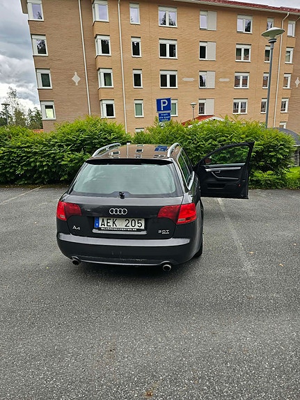 Audi A4 4 of 6