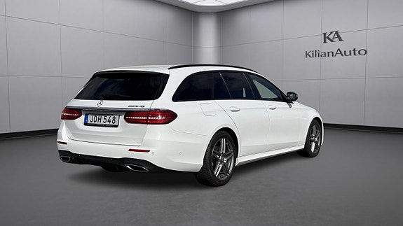 Mercedes-Benz E220 4 of 30
