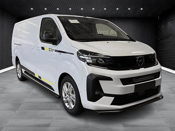Opel Vivaro 7 of 16