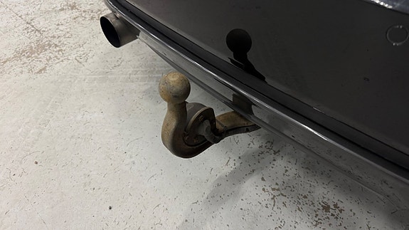 BMW 335i 27 of 28
