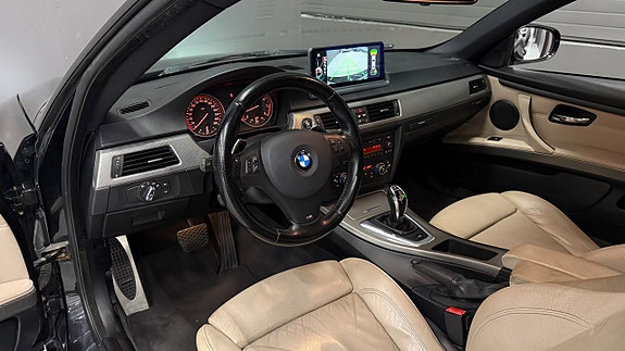 BMW 335i 12 of 28