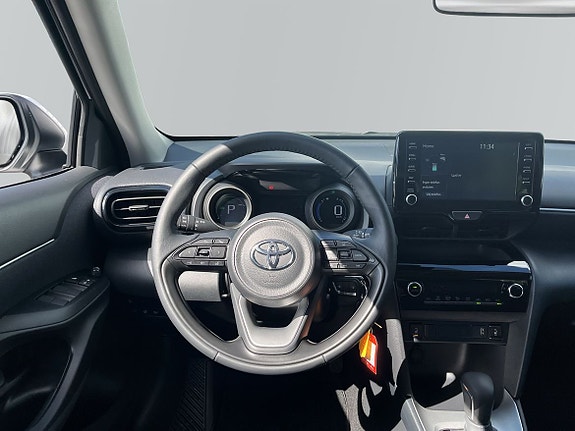 Toyota Yaris Cross 10 of 11