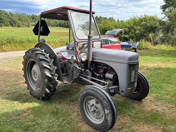 Volvo BM 600, Volvo BM 350, Grålle, Metallsvarv Torshälla