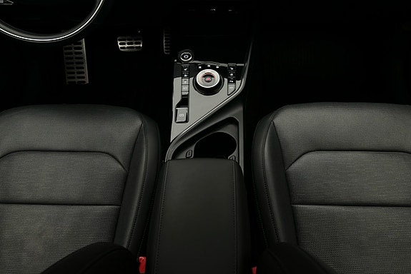 Kia Niro 9 of 29