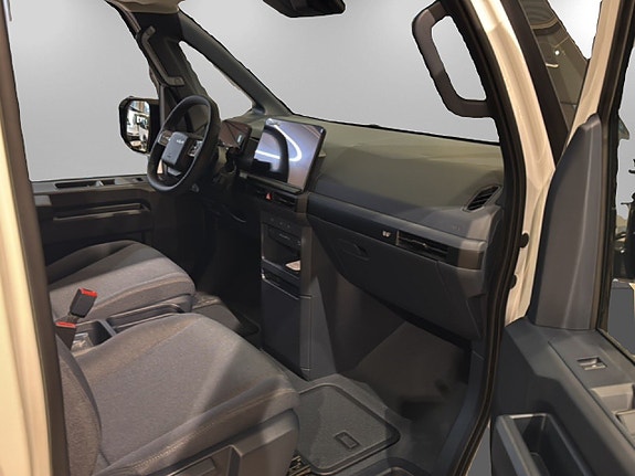 Kia PV5 9 of 17