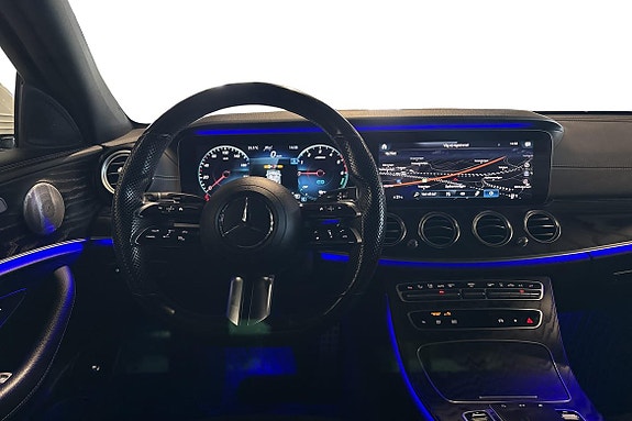 Mercedes-Benz E300 8 of 25