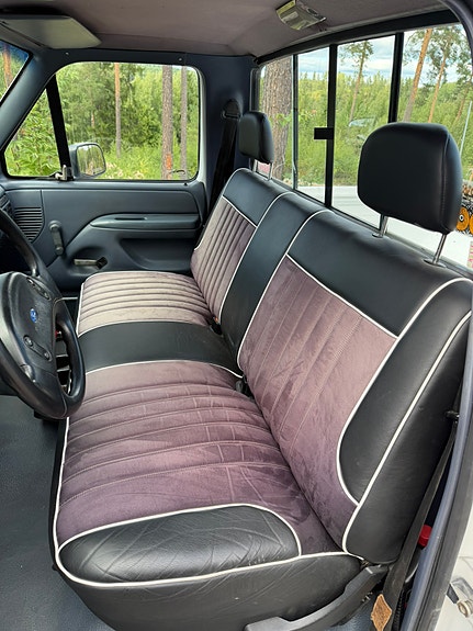 Ford F-250 4 of 6