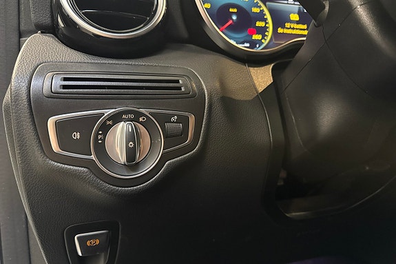 Mercedes-Benz GLC220 d 11 of 16