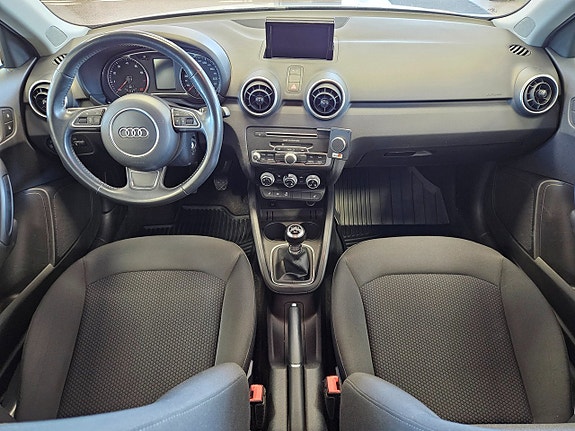 Audi A1 8 of 18