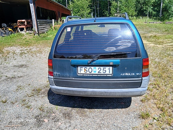Opel Astra 2 of 7
