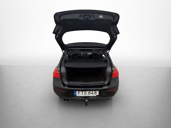 BMW 125i 17 of 30
