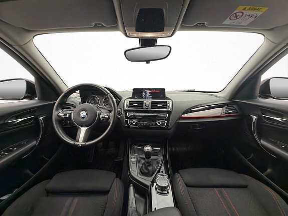 BMW 125i 14 of 30