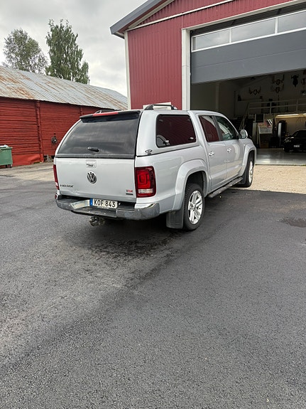 Volkswagen Amarok 3 of 8