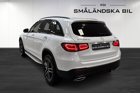 Mercedes-Benz GLC300 de 4 of 19