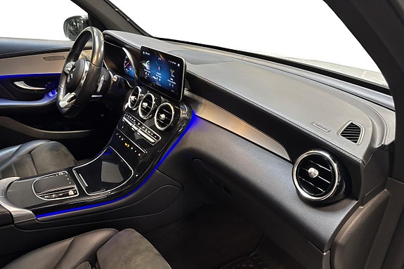 Mercedes-Benz GLC300 de 15 of 19