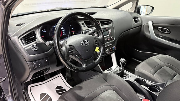 Kia Ceed 9 of 17