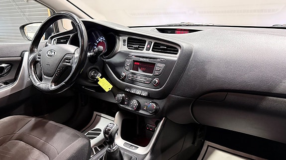 Kia Ceed 11 of 17