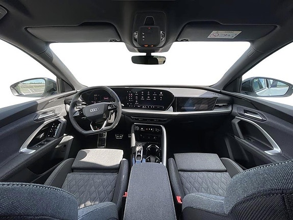 Audi Q5 10 of 17