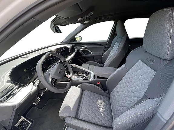 Audi Q5 9 of 17