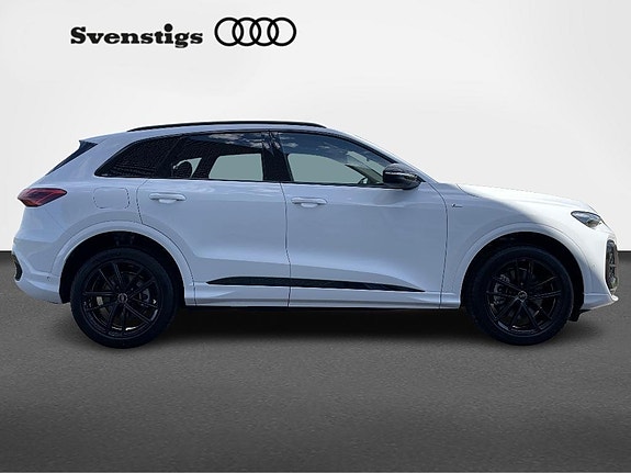 Audi Q5 6 of 17