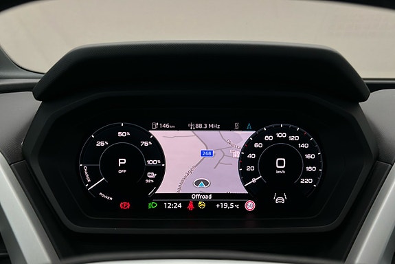Audi Q4 e-tron 7 of 23