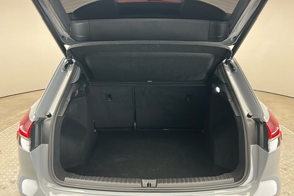 Audi Q4 e-tron 14 of 23
