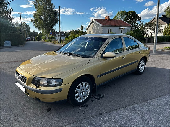 Volvo S60 3 of 10