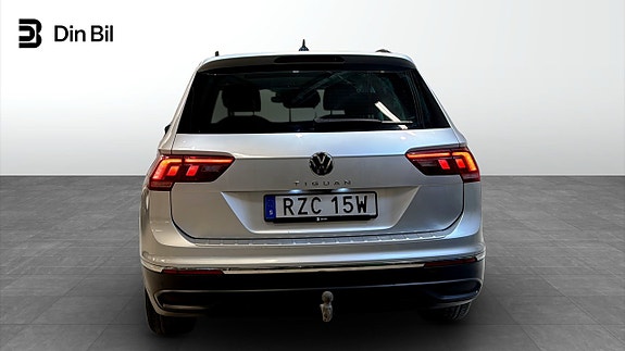 Volkswagen Tiguan 5 of 22