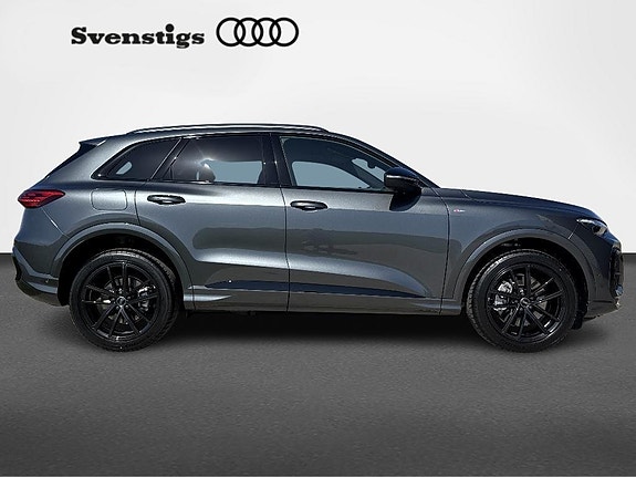 Audi Q5 6 of 15