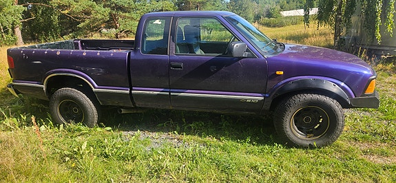 Chevrolet S10 2 of 10