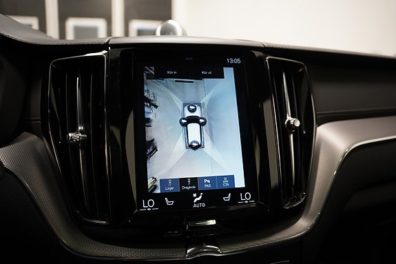Volvo XC60 20 of 30
