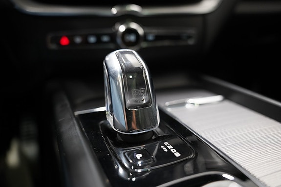 Volvo XC60 19 of 30