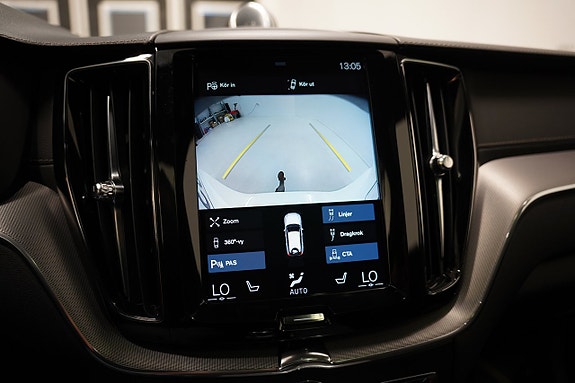 Volvo XC60 21 of 30