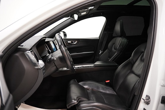 Volvo XC60 9 of 30