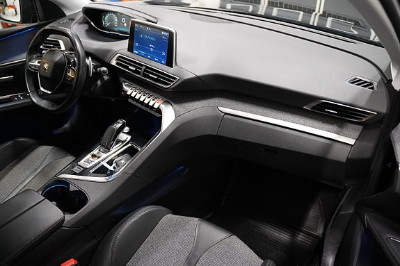 Peugeot 3008 8 of 19