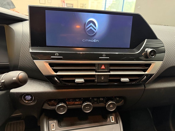 Citroen C4 X 9 of 10