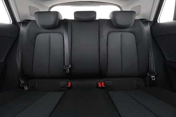 Audi Q2 16 of 30