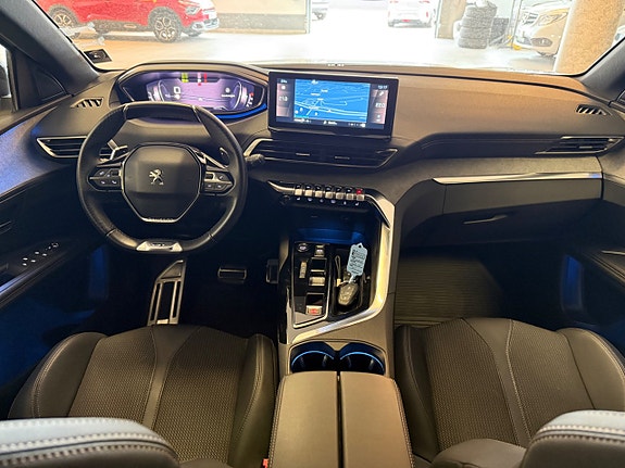 Peugeot 3008 8 of 16