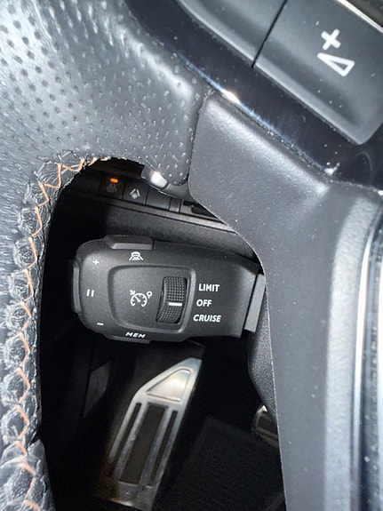 Peugeot 3008 14 of 16