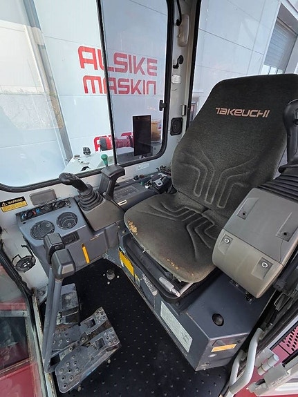 Takeuchi 180FR 6 of 10