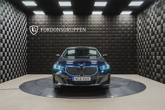 BMW 550e 9 of 27