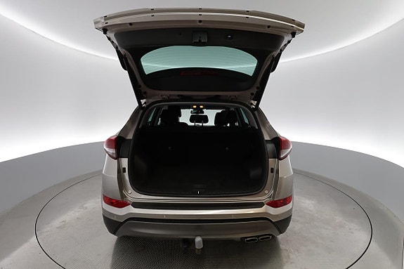Hyundai Tucson 15 of 16