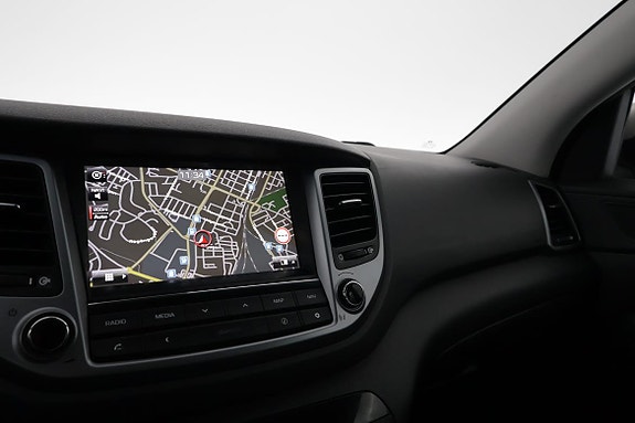 Hyundai Tucson 12 of 16
