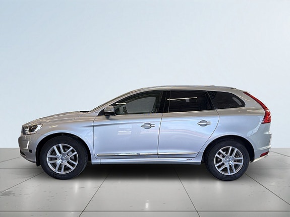 Volvo XC60 4 of 22