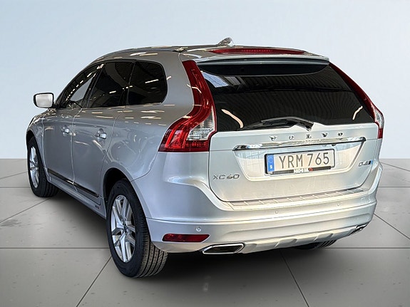Volvo XC60 5 of 22